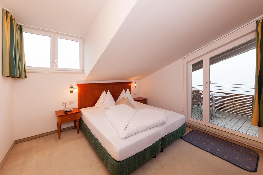 Hotel Tannerhof Schenna Buitenkant foto