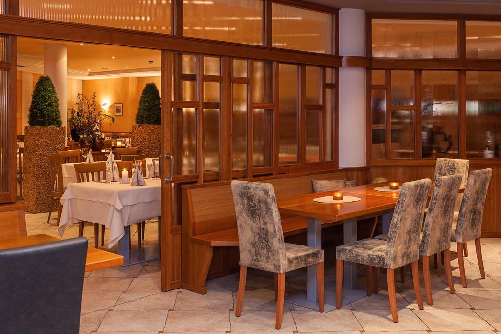 Hotel Tannerhof Schenna Buitenkant foto