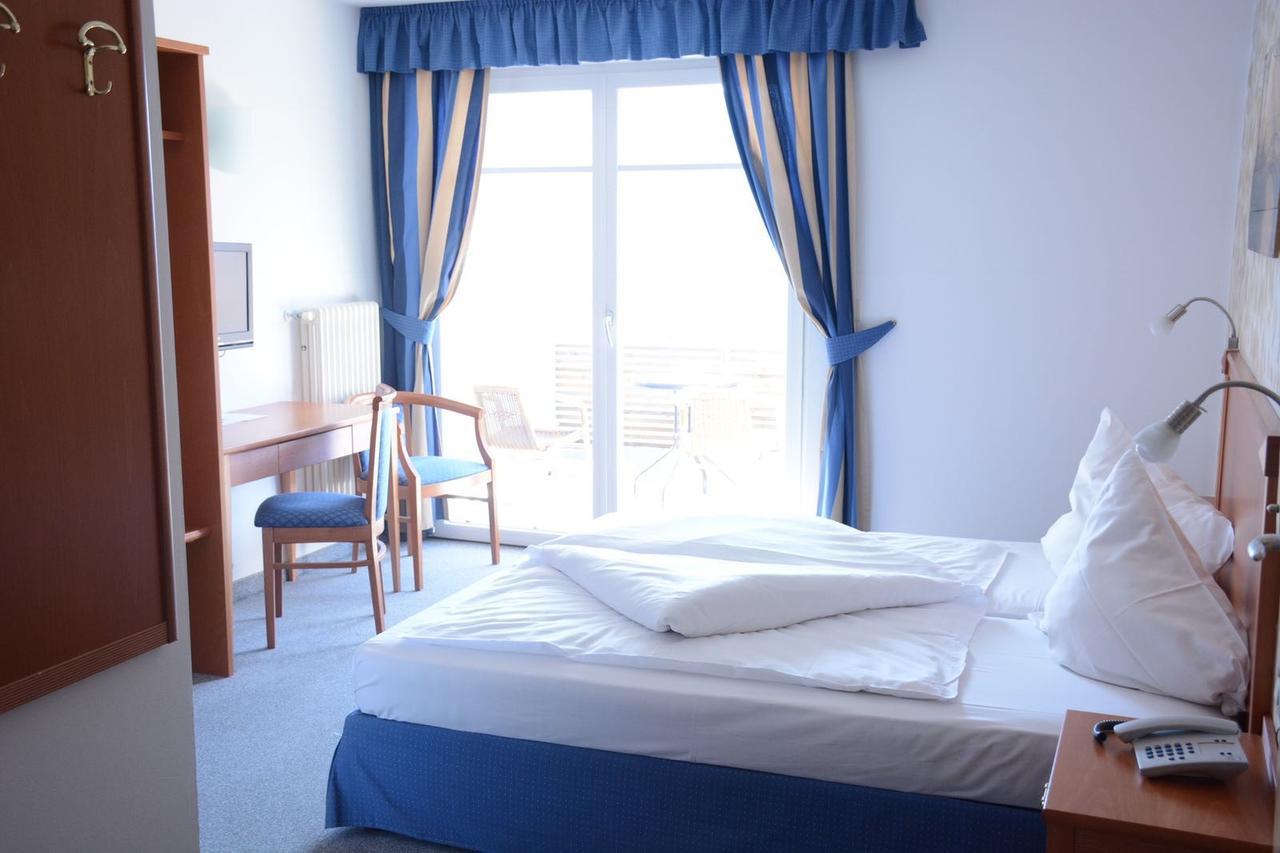 Hotel Tannerhof Schenna Buitenkant foto